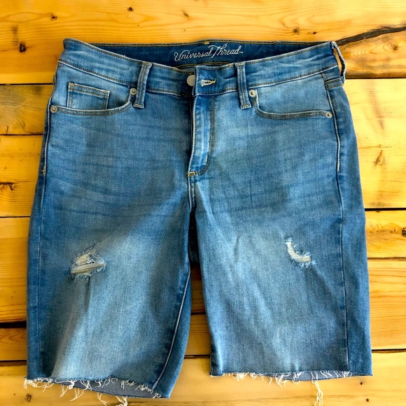 Universal Thread stretchy size 6 shorts worn 1x - Picture 1 of 11
